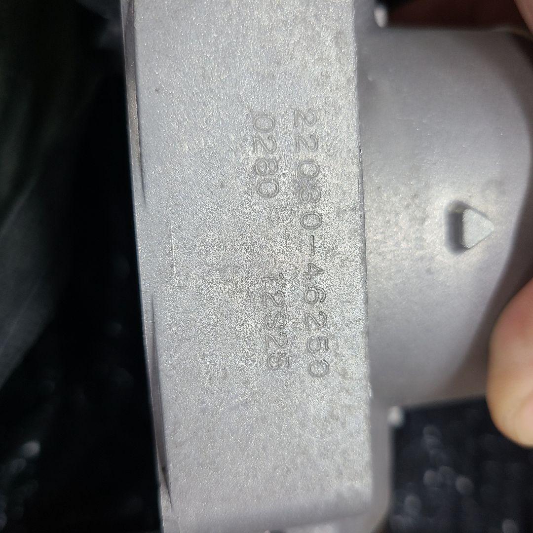 中*二様 トヨタ スロットルボディ リビルト 22030-46250