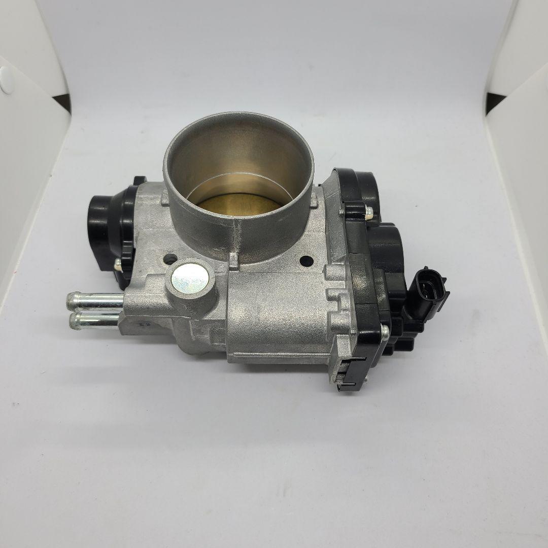 中*二様 トヨタ スロットルボディ リビルト 22030-46250