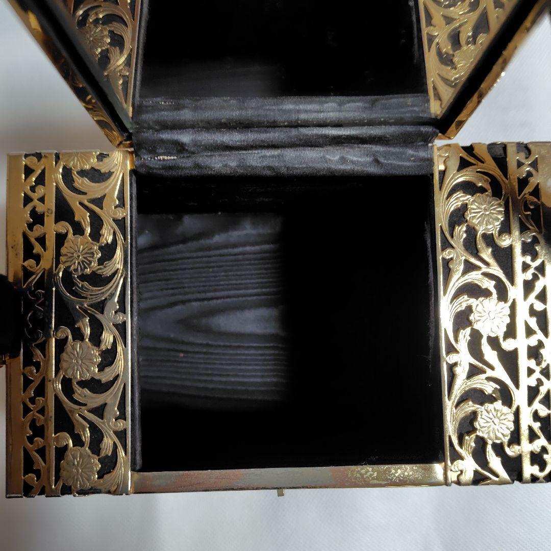 西洋アンテ−クバック