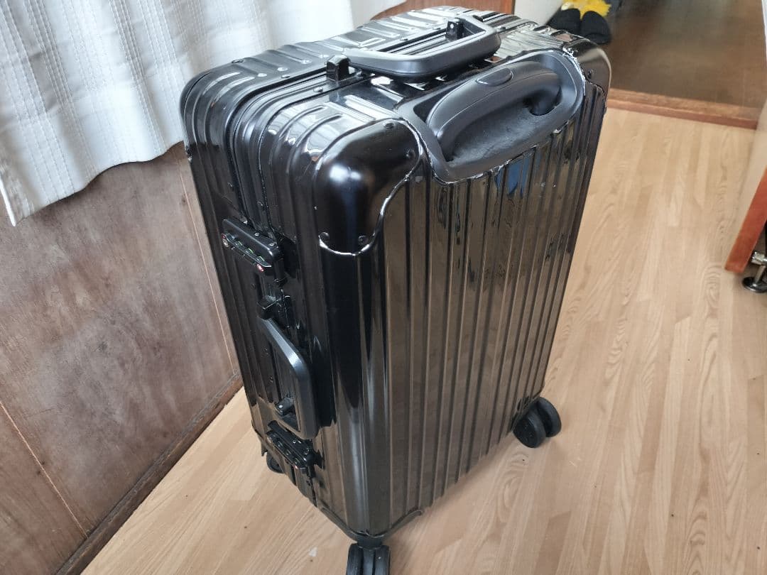 リモワ風 キャリーケース 36L 4輪 機内持ち込み RIMOWA