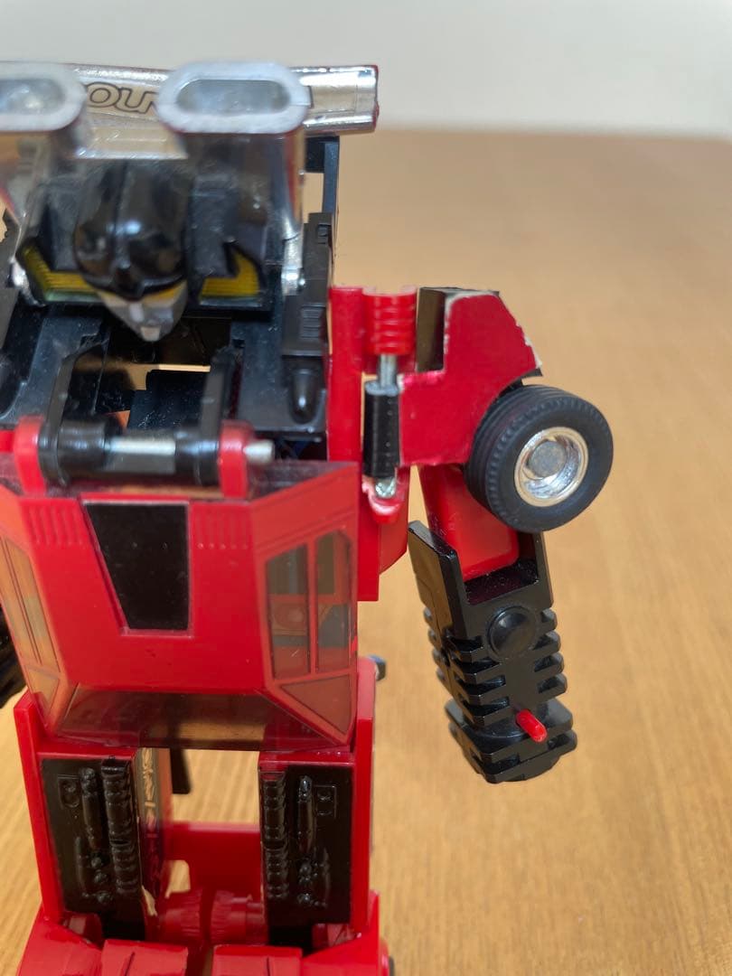 d*9様 ダイアクロン カーロボット カウンタック LP500S スーパーチュー