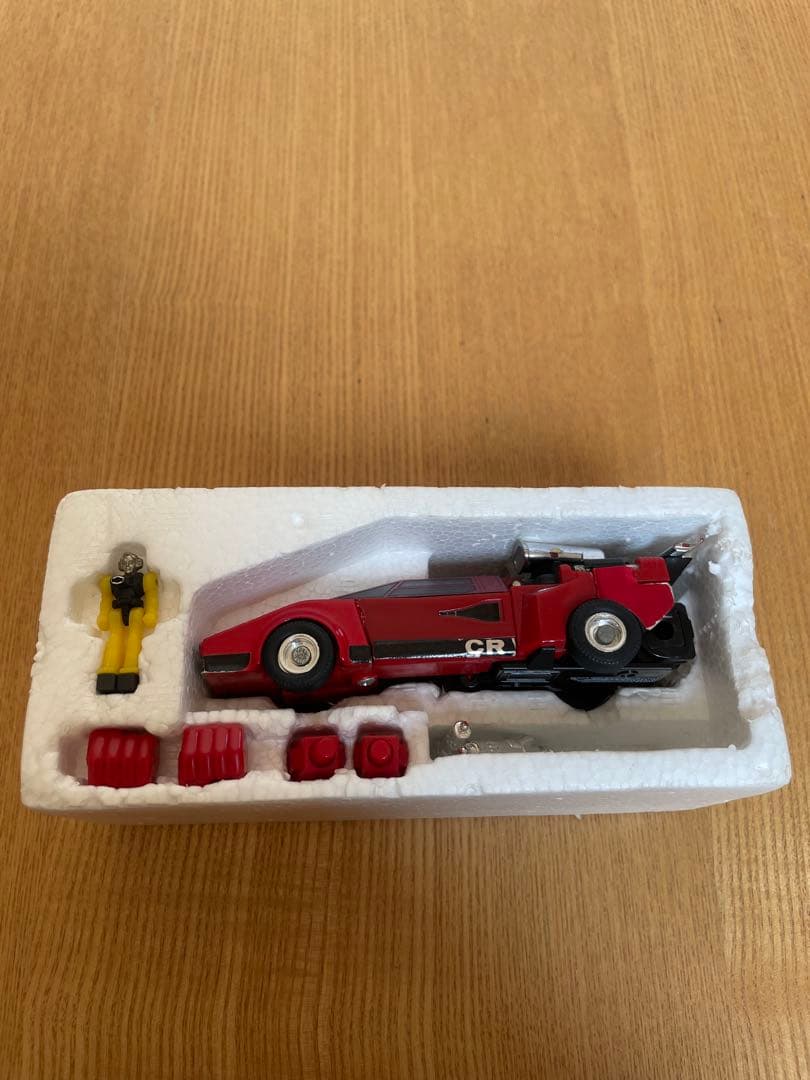 d*9様 ダイアクロン カーロボット カウンタック LP500S スーパーチュー