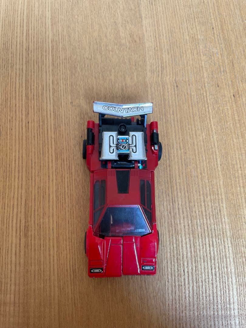 d*9様 ダイアクロン カーロボット カウンタック LP500S スーパーチュー