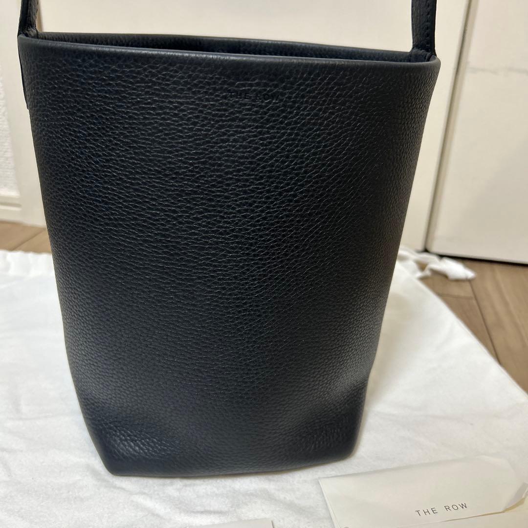 THE ROW SMALL NUS PARK TOTE ブラック