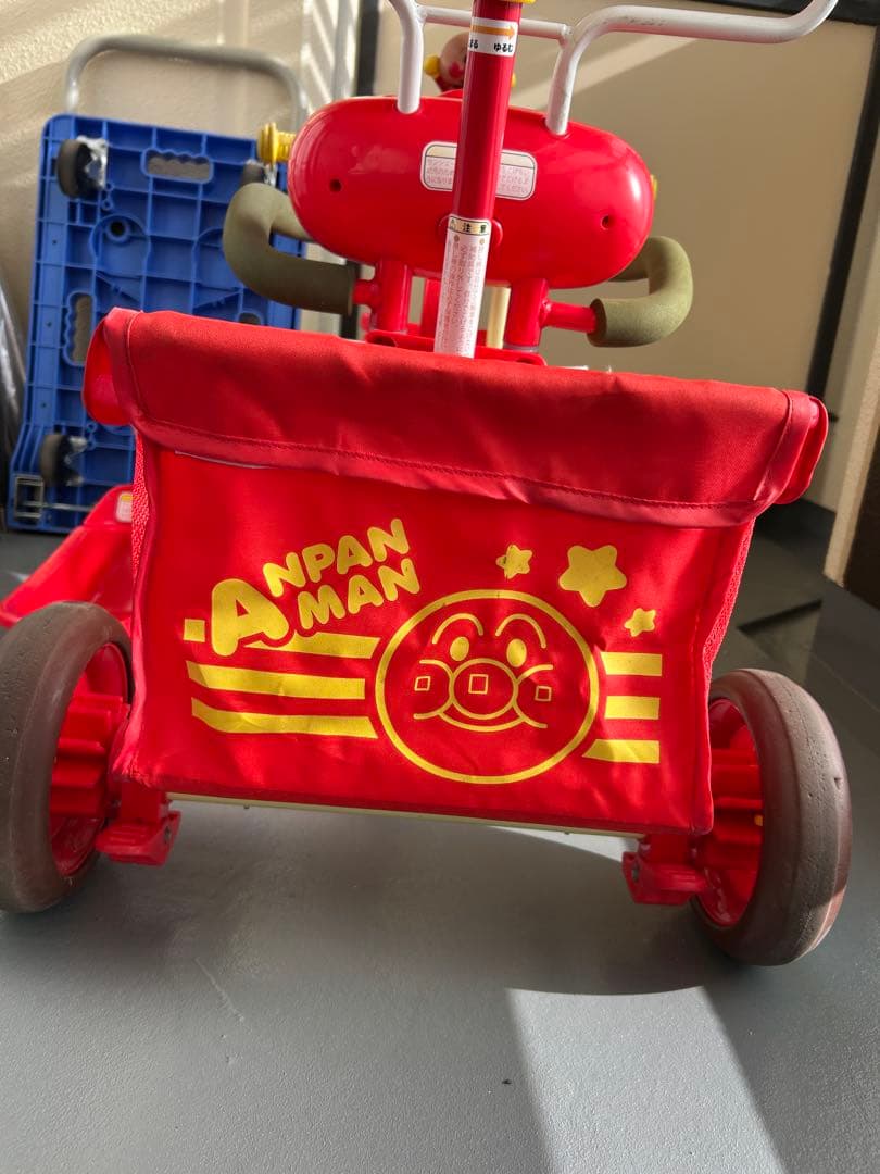 ※16日までの限定価格※ アンパンマン 三輪車 アンパンマンデラックス2