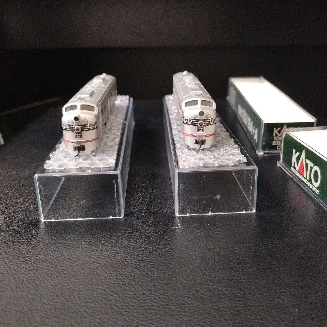 EMD E8/9 A CB&Q 2両セット