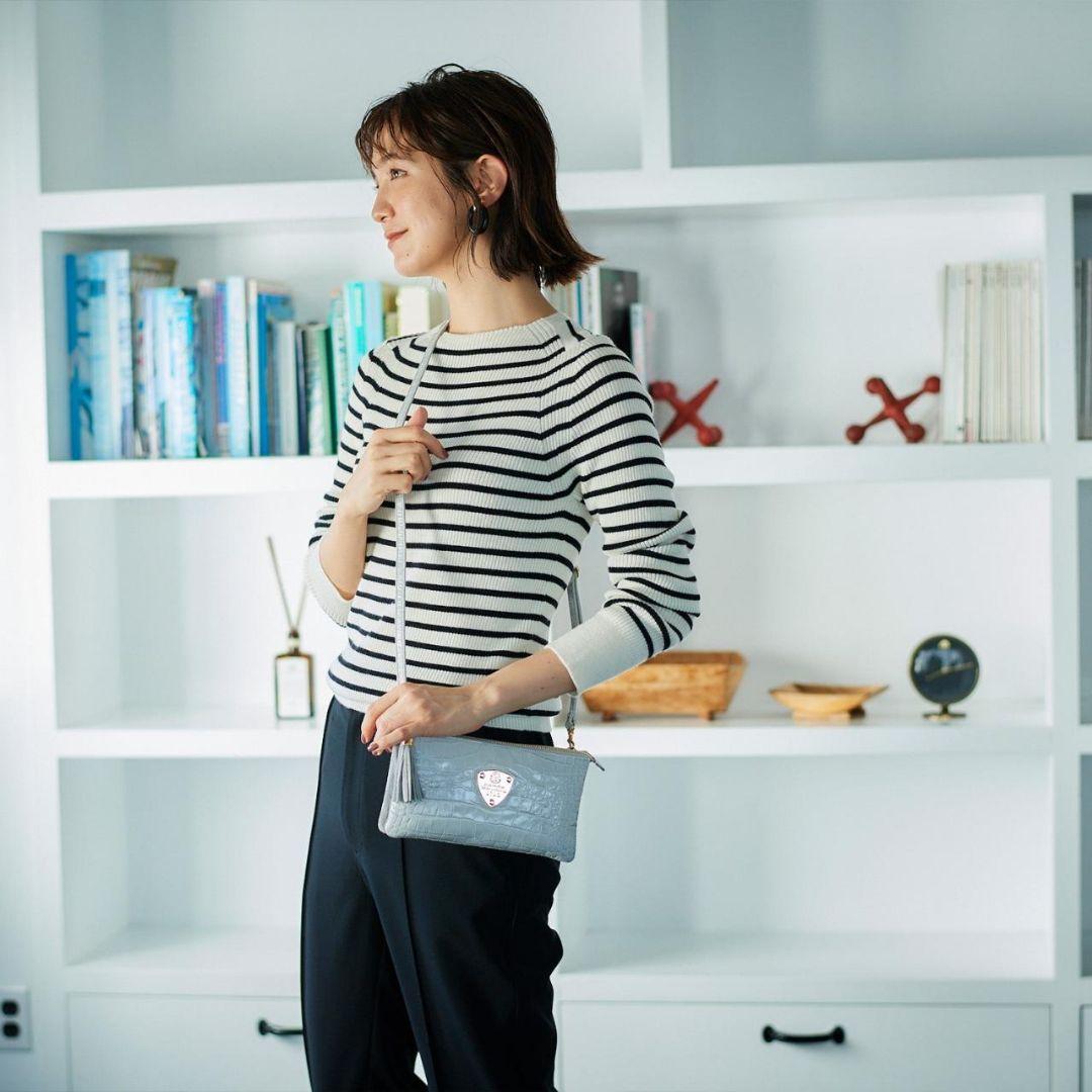 【美品】ATAO　❤️ブーブー・クラッシー❤️　アイスグレー　✳️お箱無し