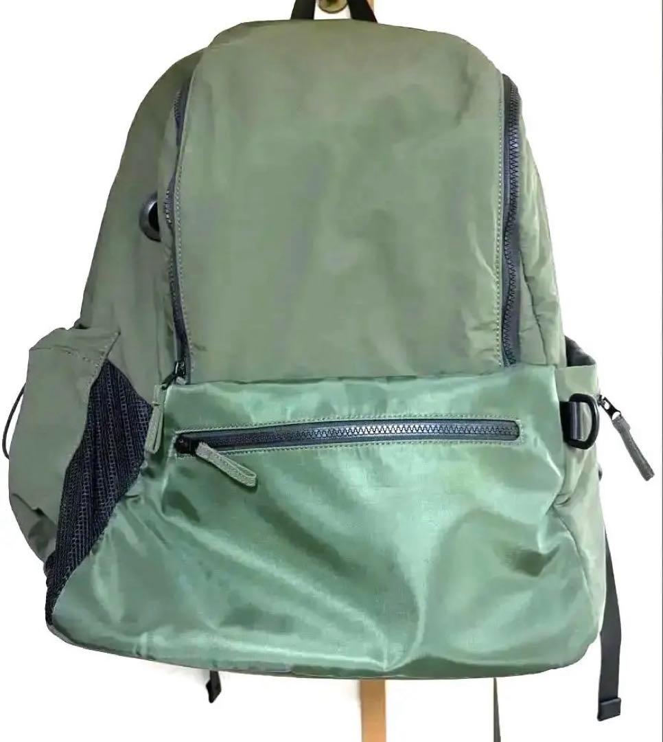 【美品・即日発送】MATIE ペットリュック Lカーキ〜8kg小型犬中型犬