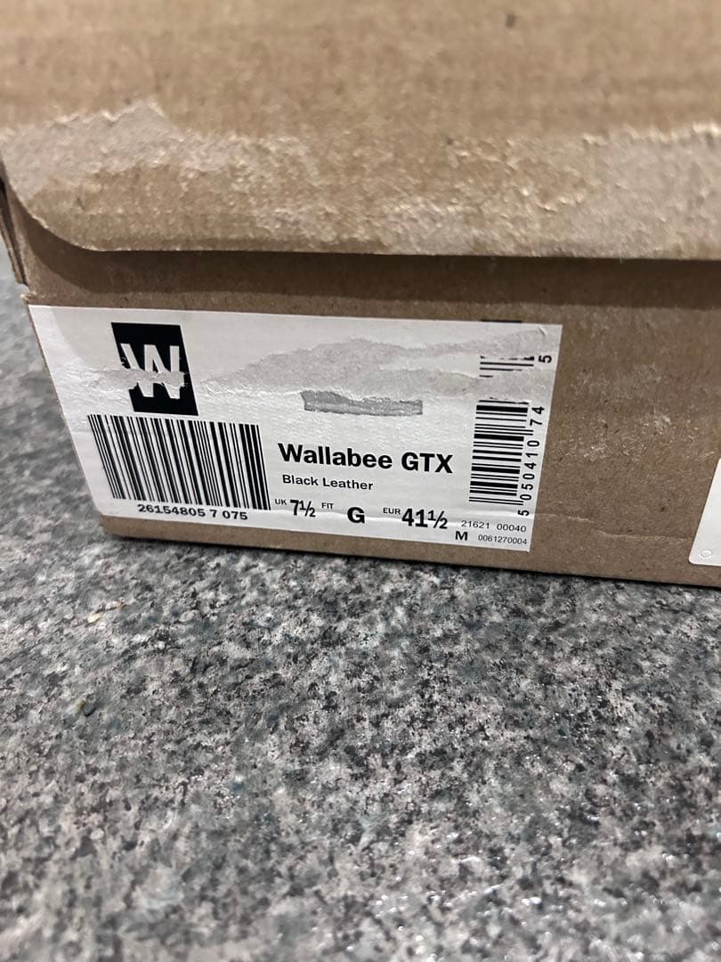 靴 Clarks Wallabee GORE-TEX