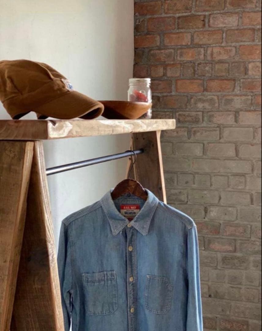 数量限定　特別価格　貴重　古材　ハンガーラック　無垢材　シンプル　ディスプレイ