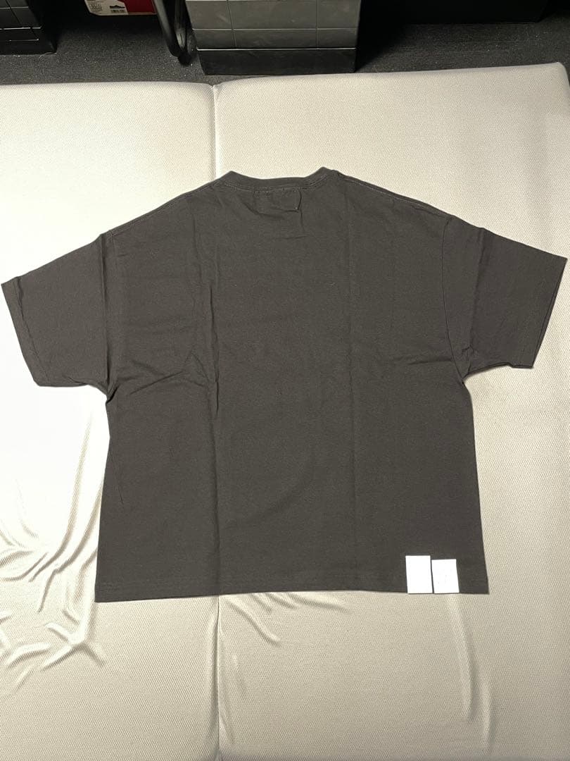 新品タグ付 JUVENILE HALL ROLLCALL ホログラムプリントT