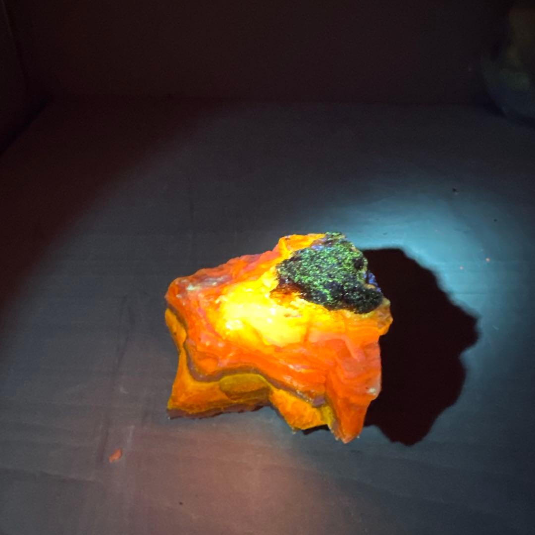 北海道石　然別オパール　蛍光オパール191g