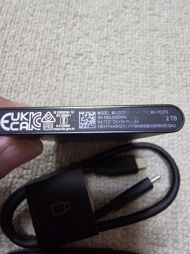 サムスン ポータブル SSD T7 2TB R:1050MB/s Macも使用可