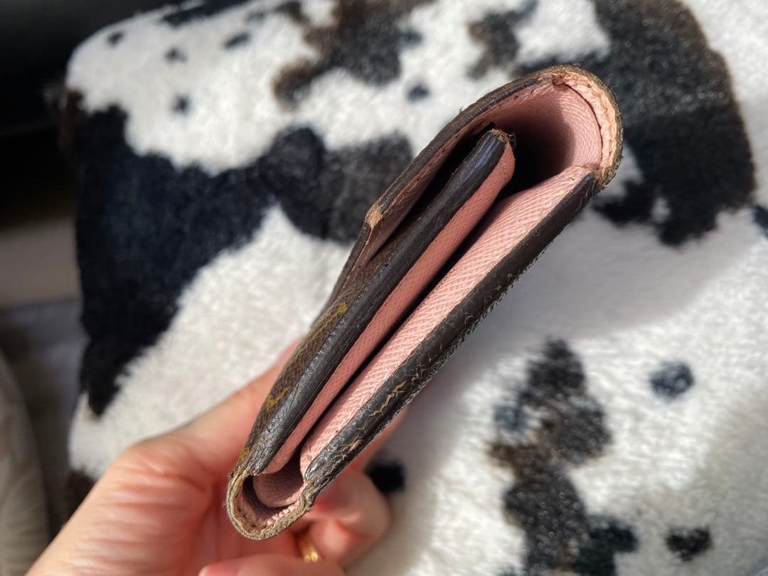 ポルトフォイユ ヴィクトリーヌ 三つ折り モノグラム ピンク ローズバレリーヌ