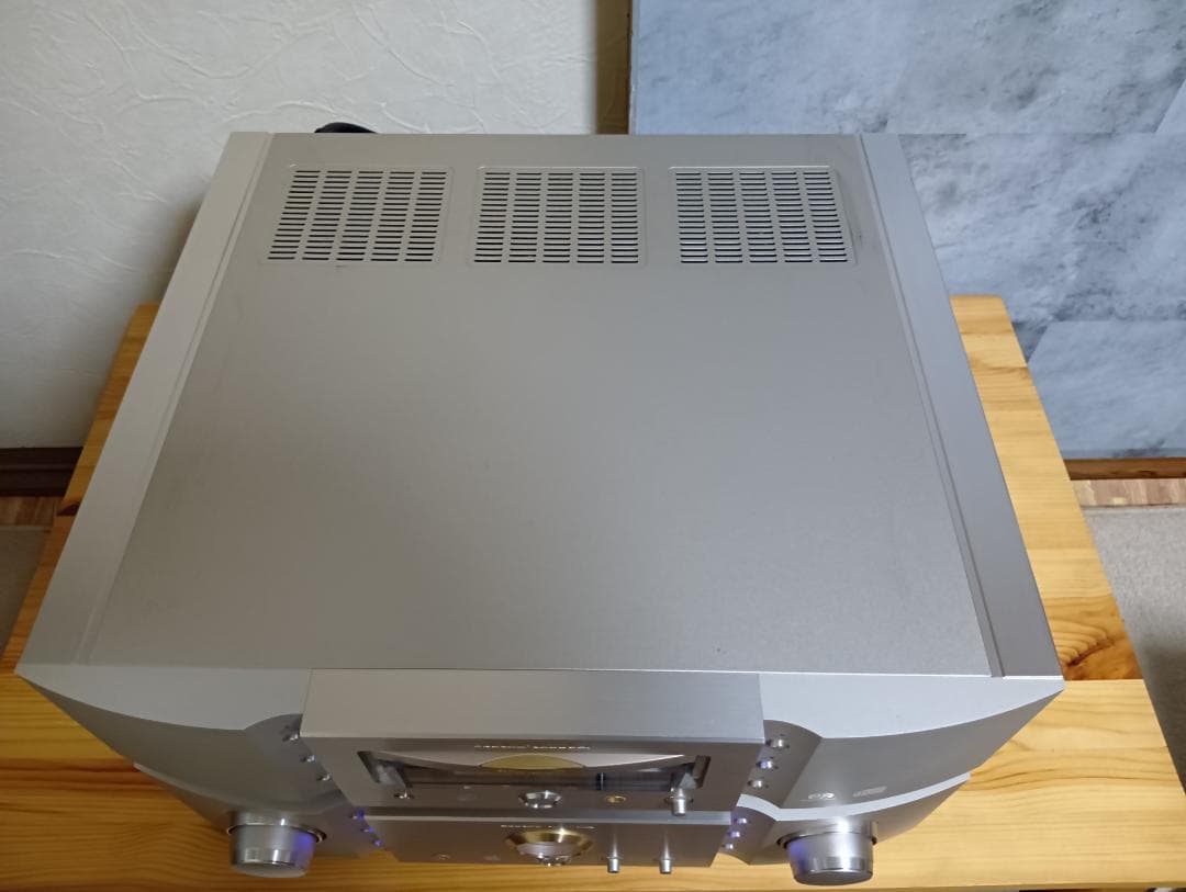 Marantz プリメインアンプPM-15S1とCDプレーヤー SA-15S1