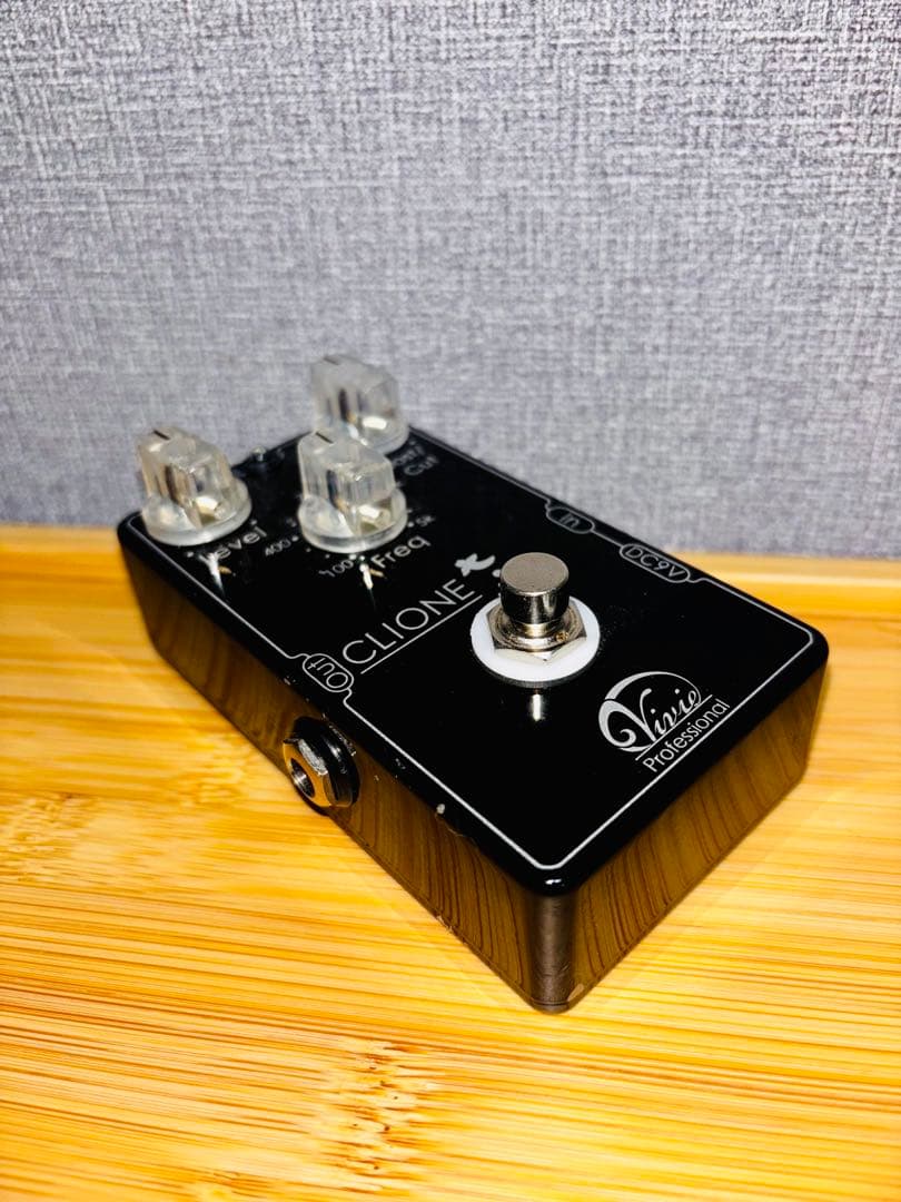 ギター Vivie / CLIONE