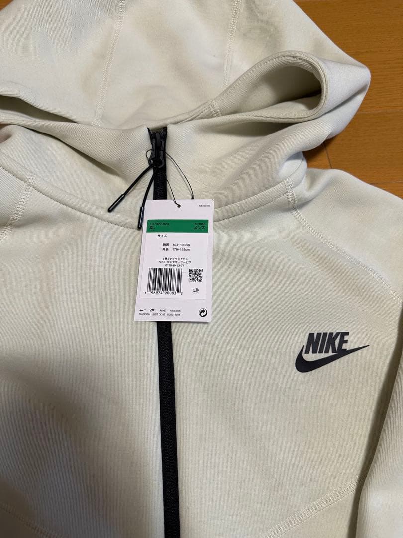 NIKE ナイキ　テックフリース　新品未使用‼️