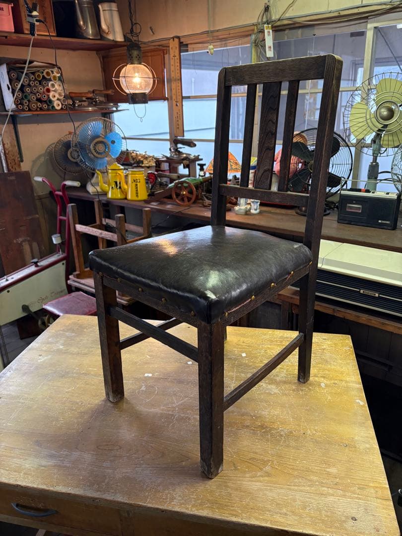 昭和レトロ　木製イス　レトロチェア　ビンテージチェア　レザー　アンティークチェア