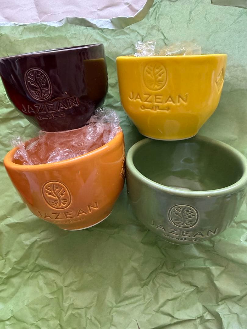 非売品　サウジ　万博　AL RYITH MOUNTAIN コーヒー豆とカップ