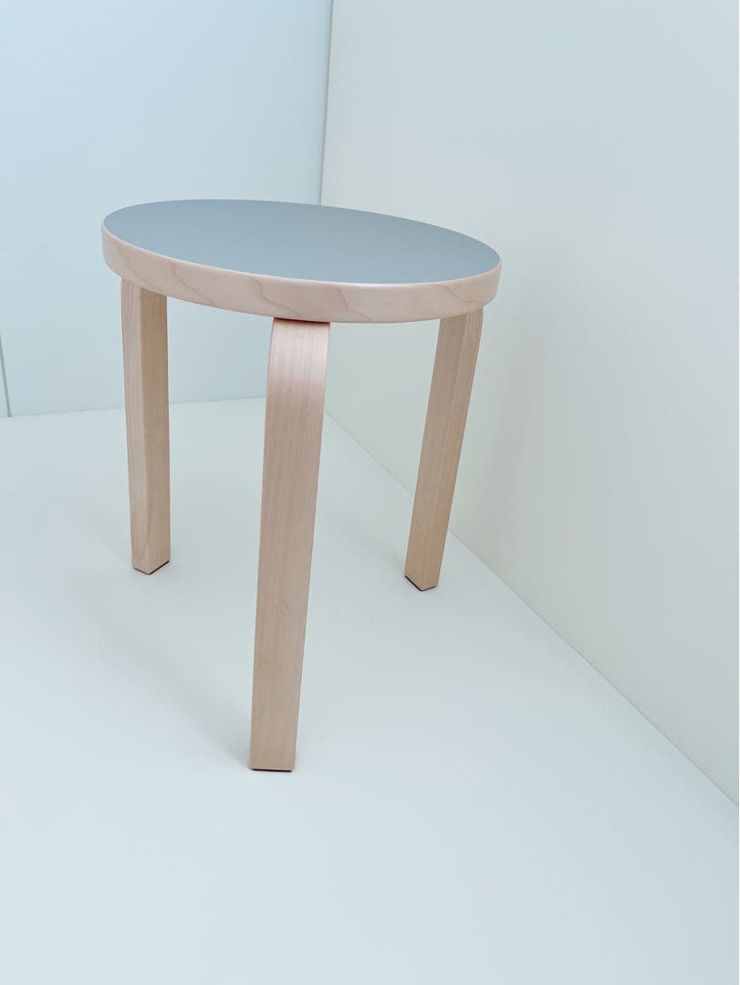 artek スツール60 　scope 3本脚　アルテック　ペブル