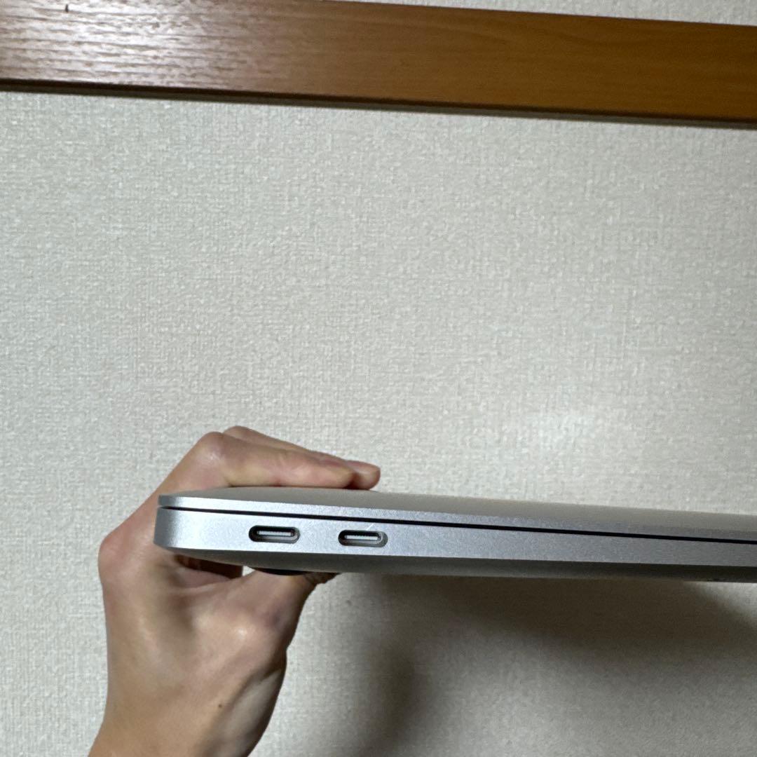 Macbook air 2020 8GB 500GB シルバー 美品