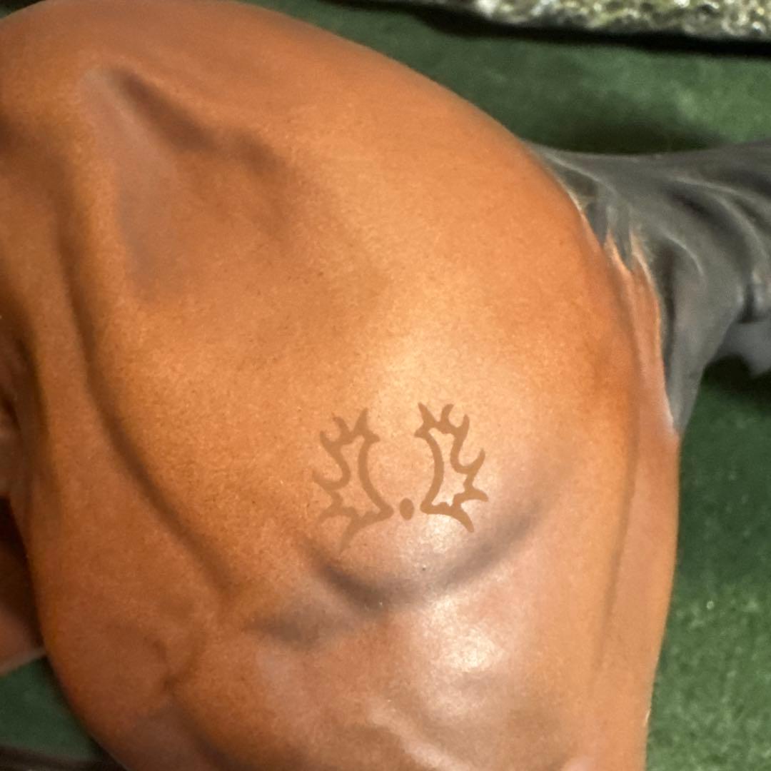 ☆馬・高級置物【ロイヤルドルトン・焼き物】訳あり☆