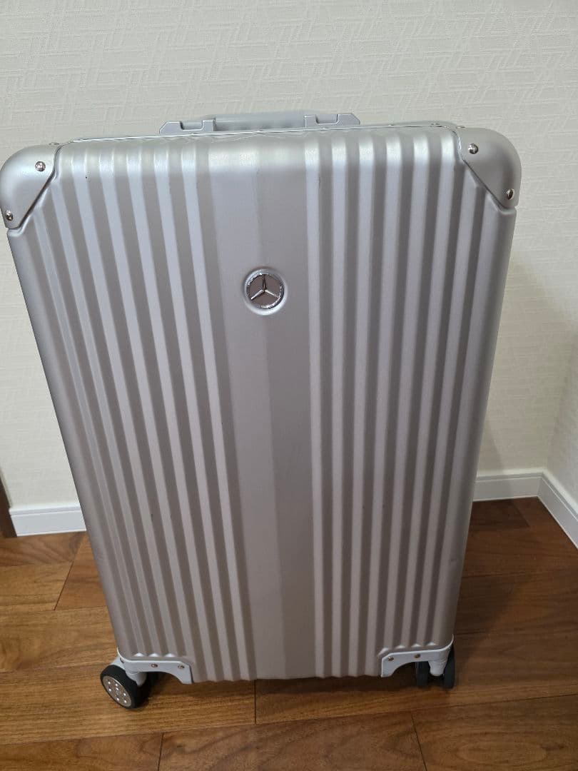 メルセデスベンツ アルミスーツケース