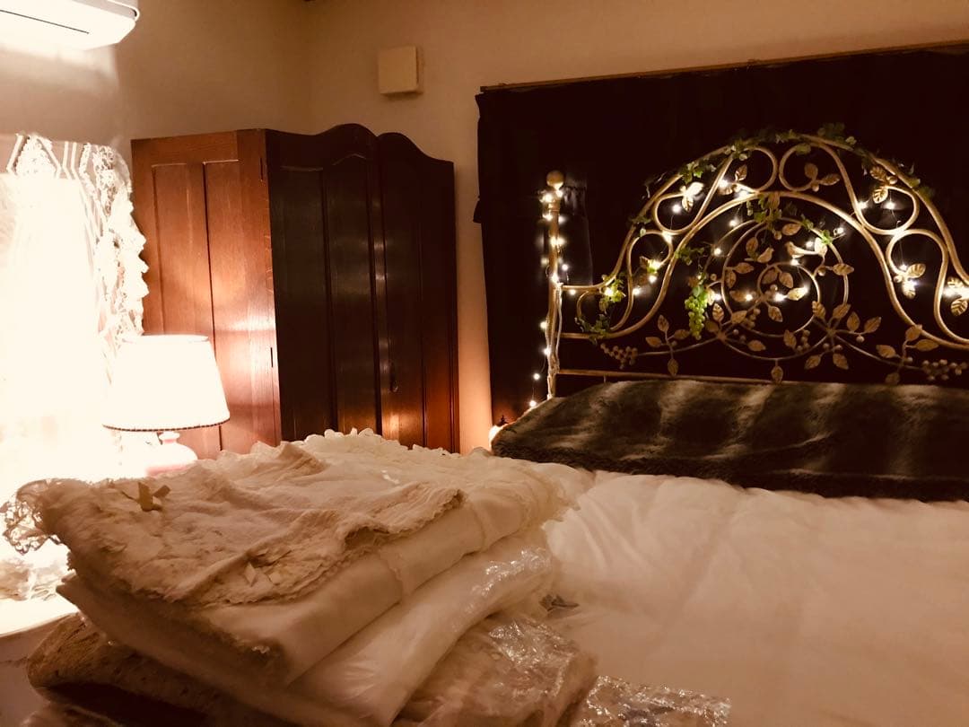 ❤️お値下げ★アンティーククローゼット★シャビーシック★曲線が美しい★定価28万円