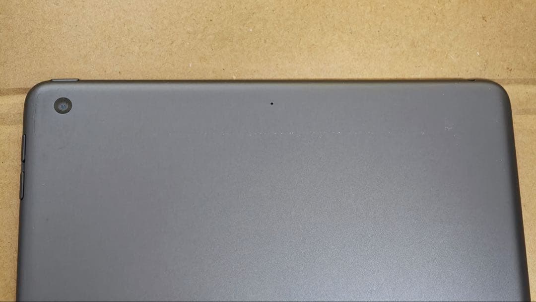 iPad 第8世代 32GB Wi-Fiモデル Apple タブレット グレー