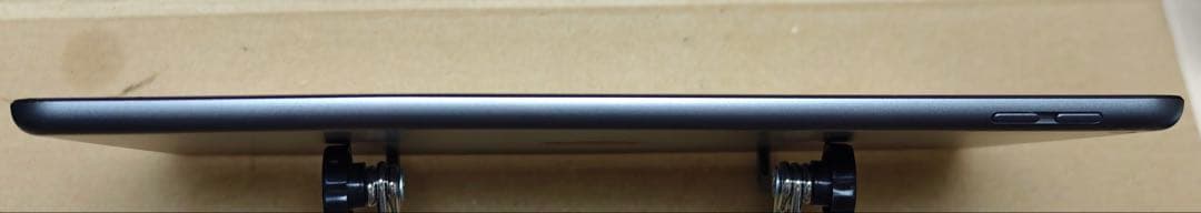 iPad 第8世代 32GB Wi-Fiモデル Apple タブレット グレー