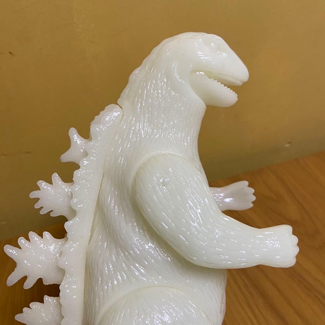 マルサン b/o スタイル ゴジラ 蓄光成型 未塗装ソフビ 5443