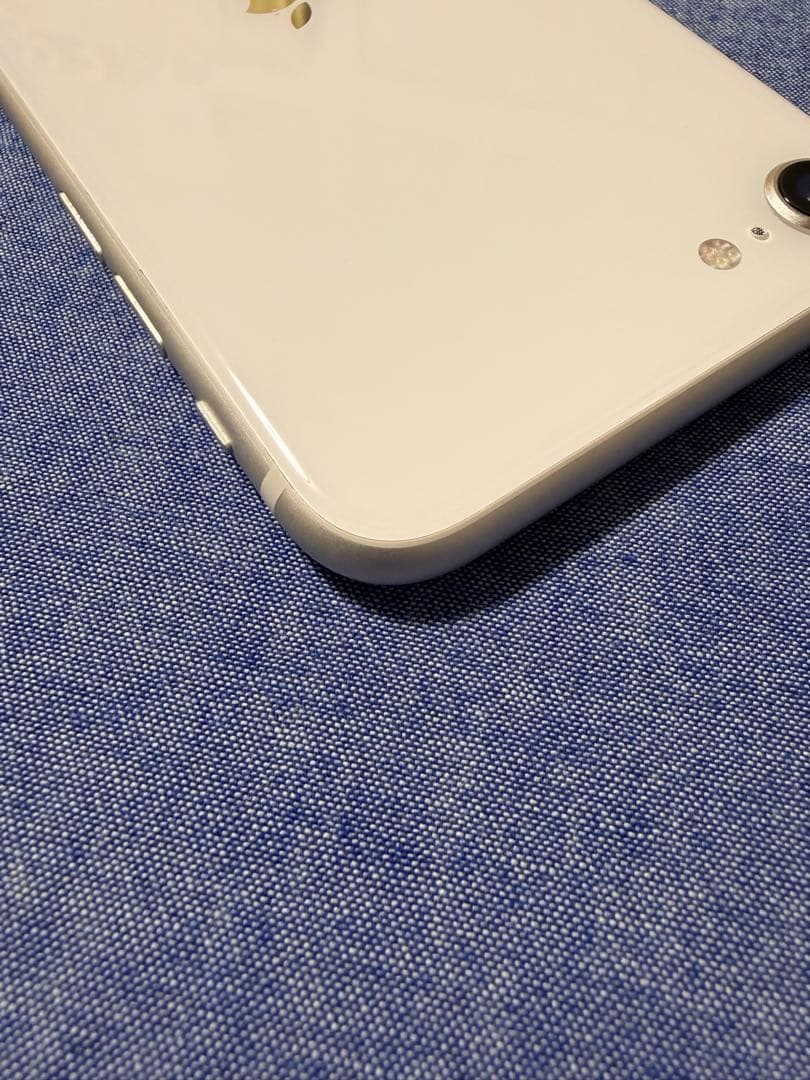 iPhone SE第3世代 256GB ホワイト