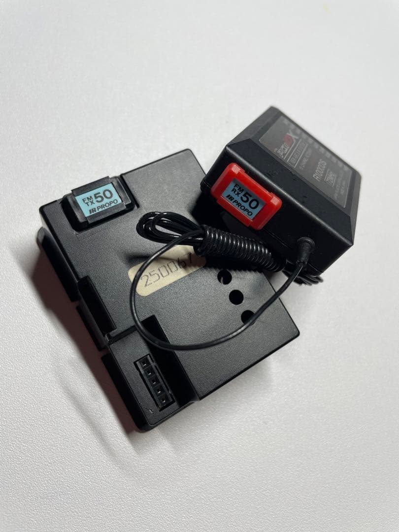 10チャンネルPCM10HS送信機本体•受信機