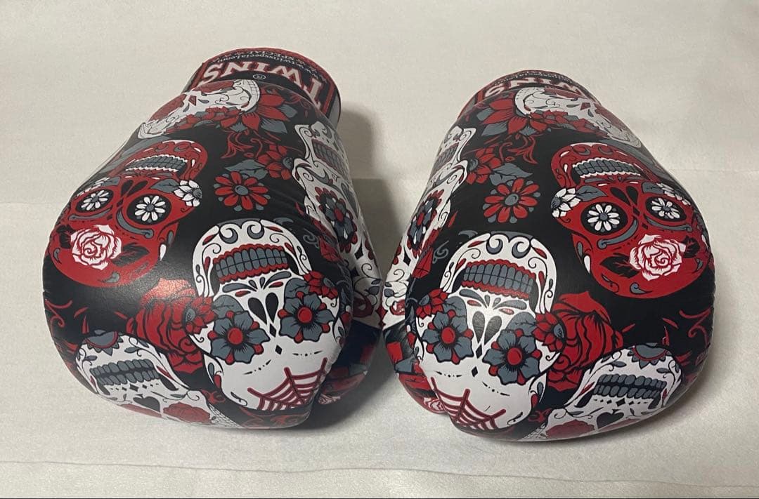 TWINS ツインズ ボクシンググローブ スカルデザイン 12oz オンス