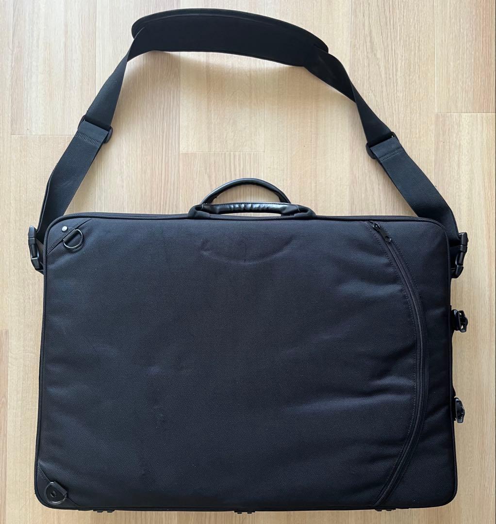 ⑤Numark iDJ Pro iPad用 DJコントローラー ケース付き