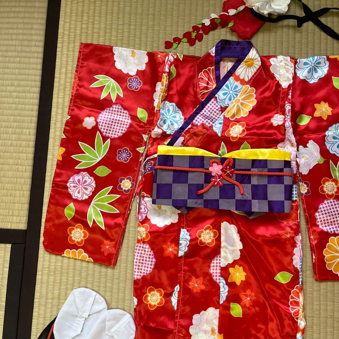 不二家 店頭用ペコちゃん 専用衣装 お正月用の晴れ着 華やかな着物衣装