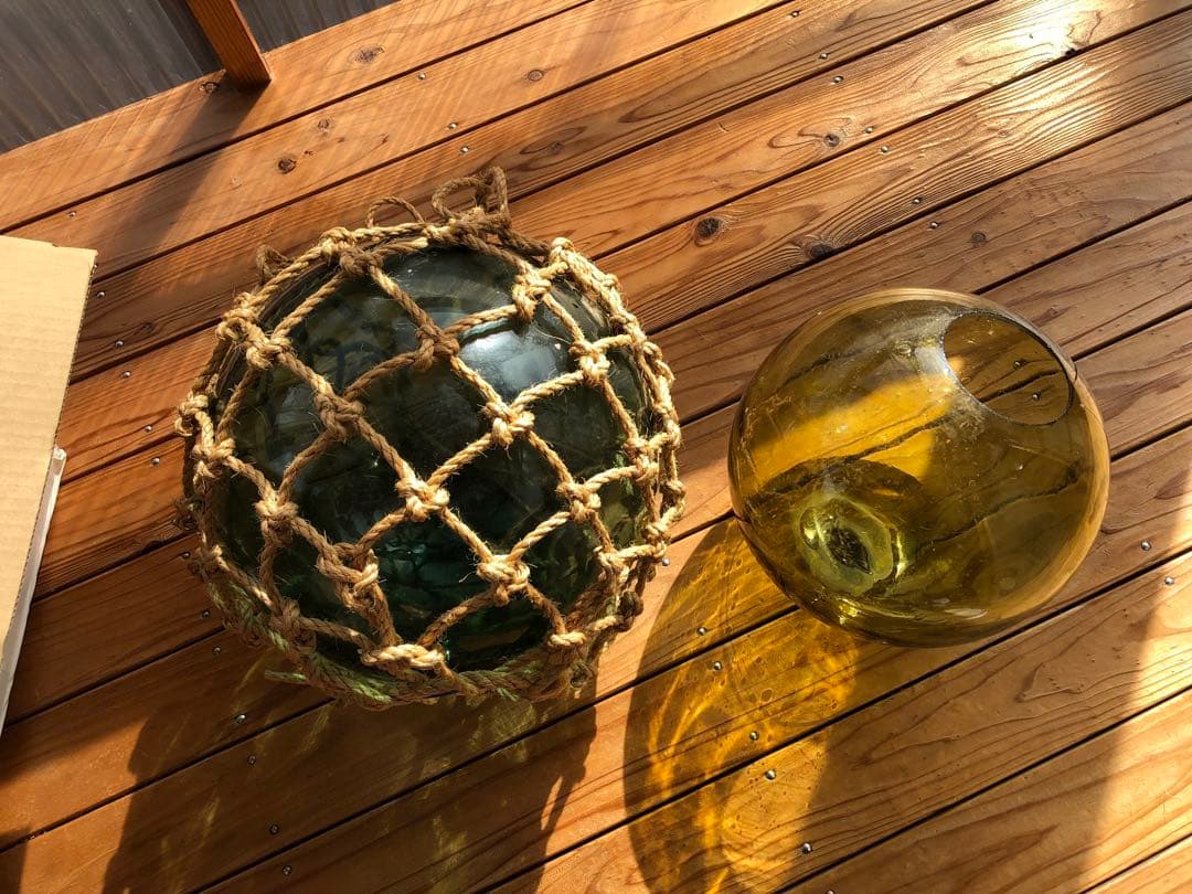 魚具、当時物ガラスの浮き球、珍品、貴重品、直径36㎝新品麻網付き。