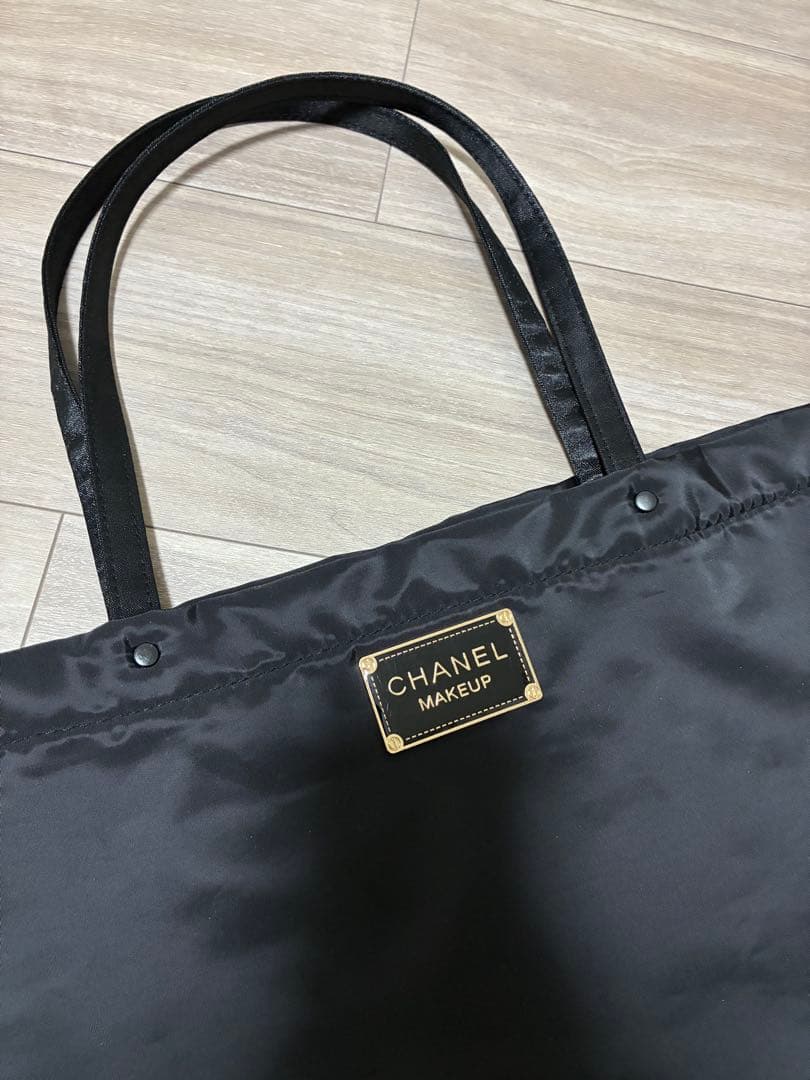 ノベルティCHANEL ナイロン トートバッグ 黒