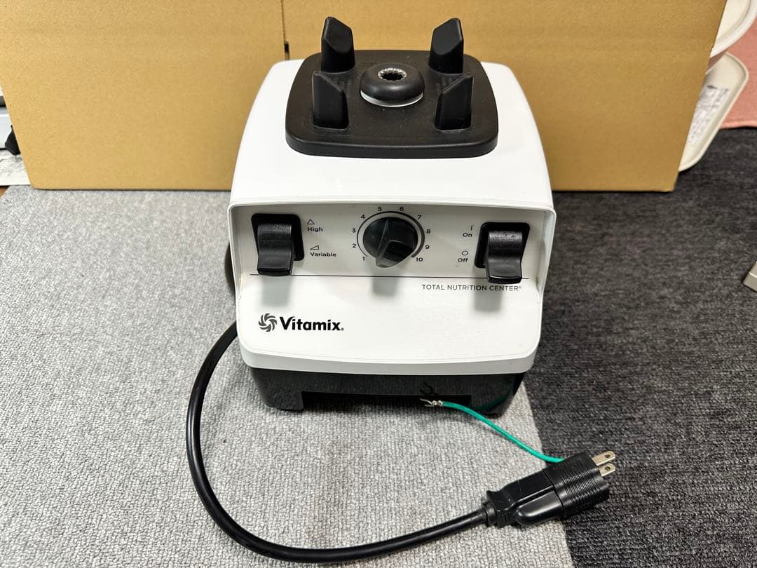 Vitamixバイタミックスブレンダー VM0111 ホワイト
