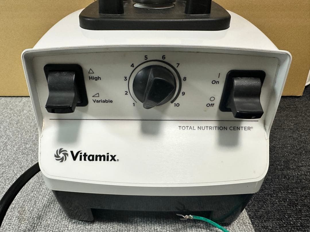 Vitamixバイタミックスブレンダー VM0111 ホワイト