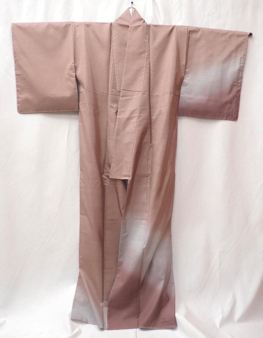 未使用 逸品 正絹 本場大島紬 9キ泥絣織訪問着 身丈156cm 鴇浅葱 証紙付