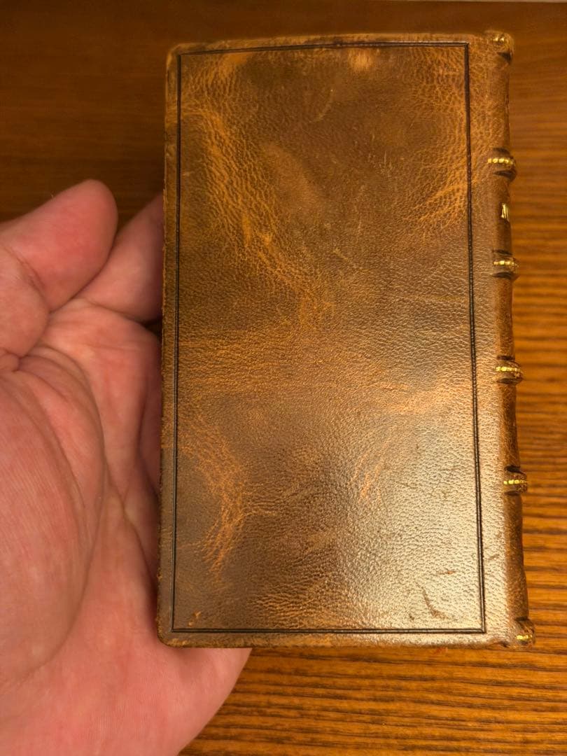 1910年 フランス アンティーク 革張り 典礼書 ミゼル 祈祷書 聖書