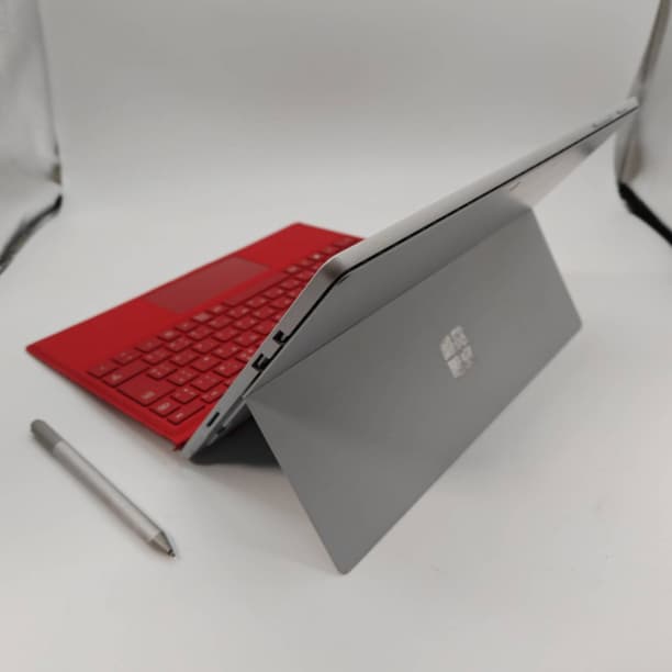 Simフリー ペン付き！ バッテリ新 i5-7 SSD128GB サーフェイス