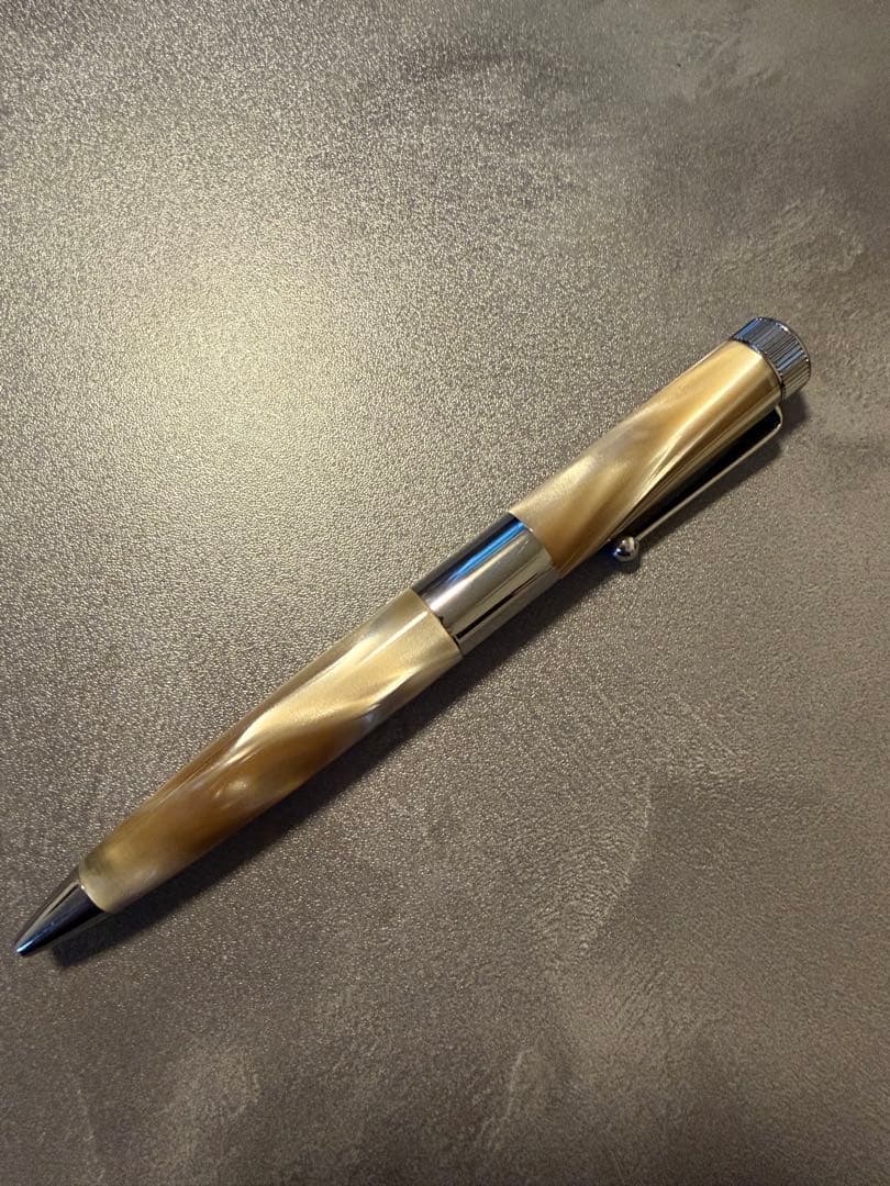 Romeo no.3 ロメオ　ボールペン　太軸　イタリアンベージュ