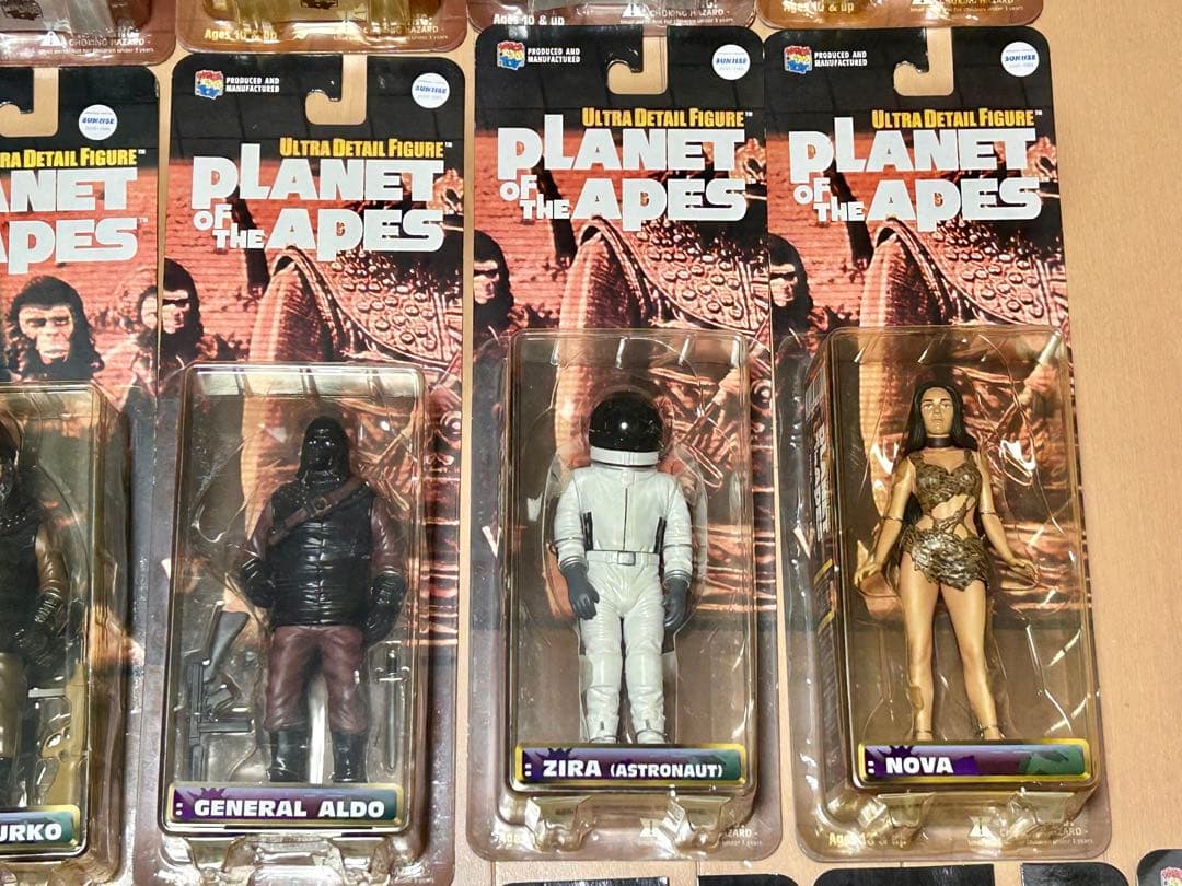 メディコムトイ　猿の惑星　ウルトラディティール　22体コンプリートセット