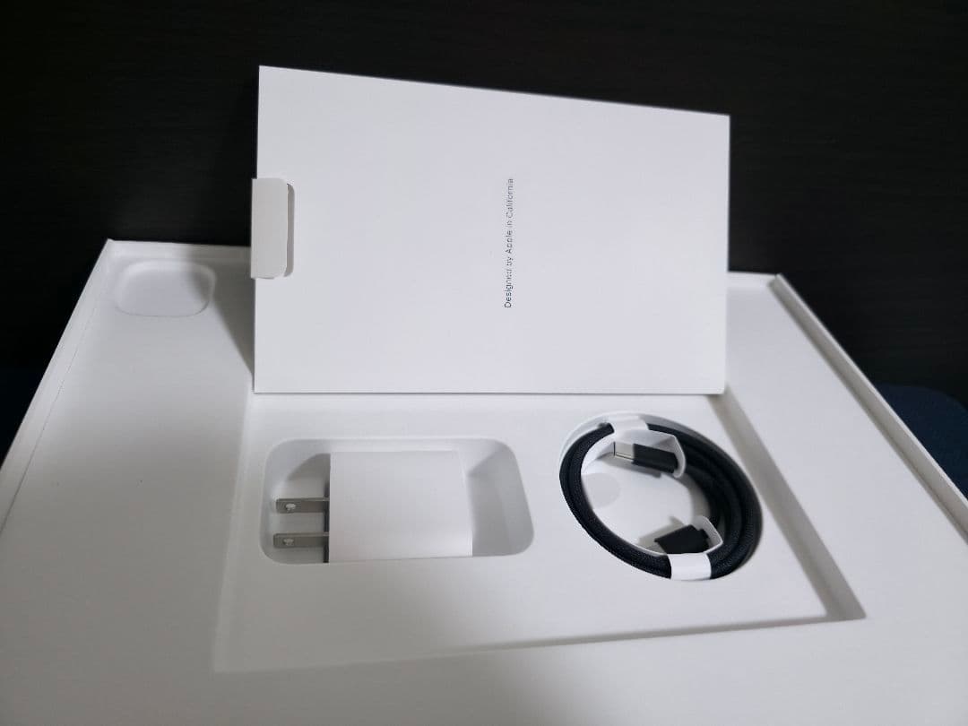 【付属品未開封】M4 iPad Pro Wi-Fiモデル 13インチ 1TB