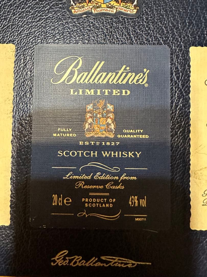 ウイスキー Ballantine's The Premium Collection