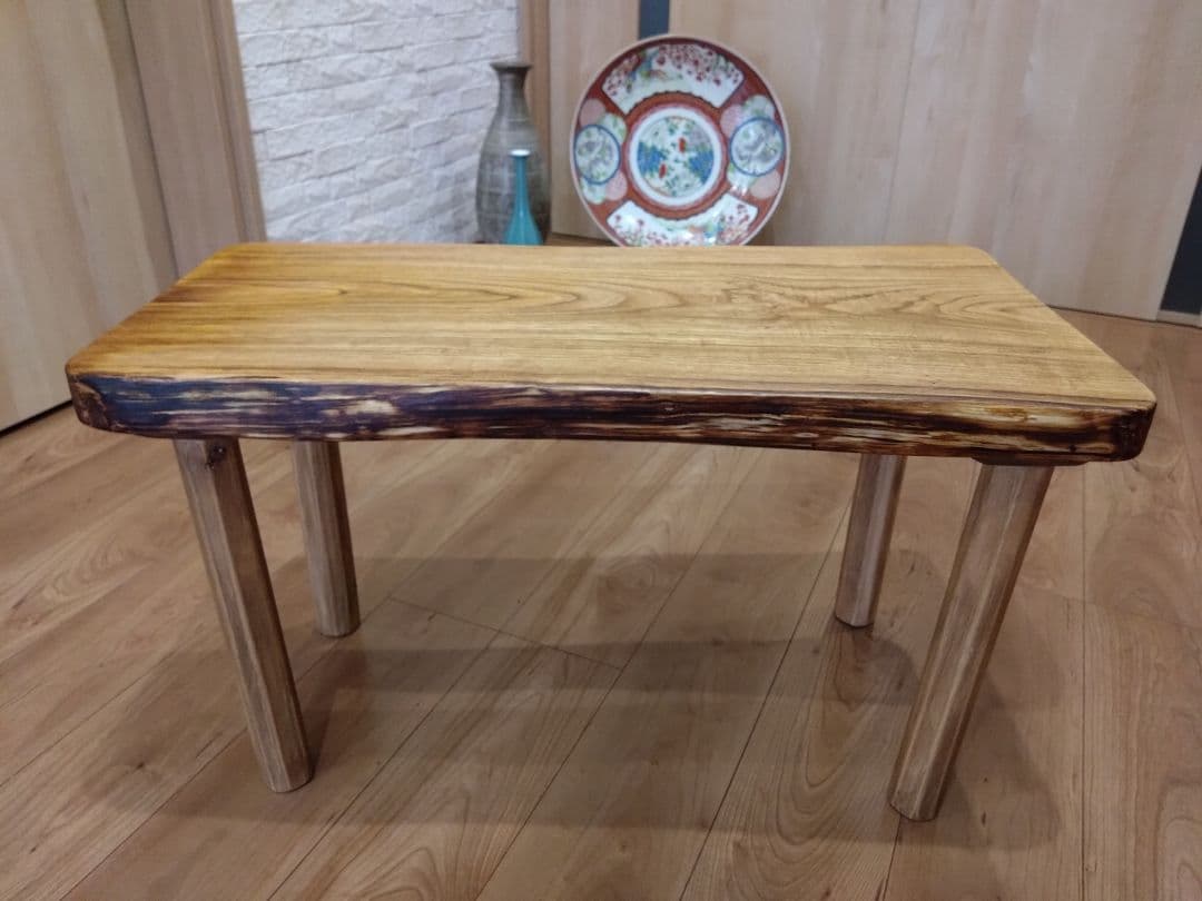 栗一枚板のテーブル⑳　桜❕栗の耳付き天板厚さ約45㎜の迫力満点、木目が綺麗