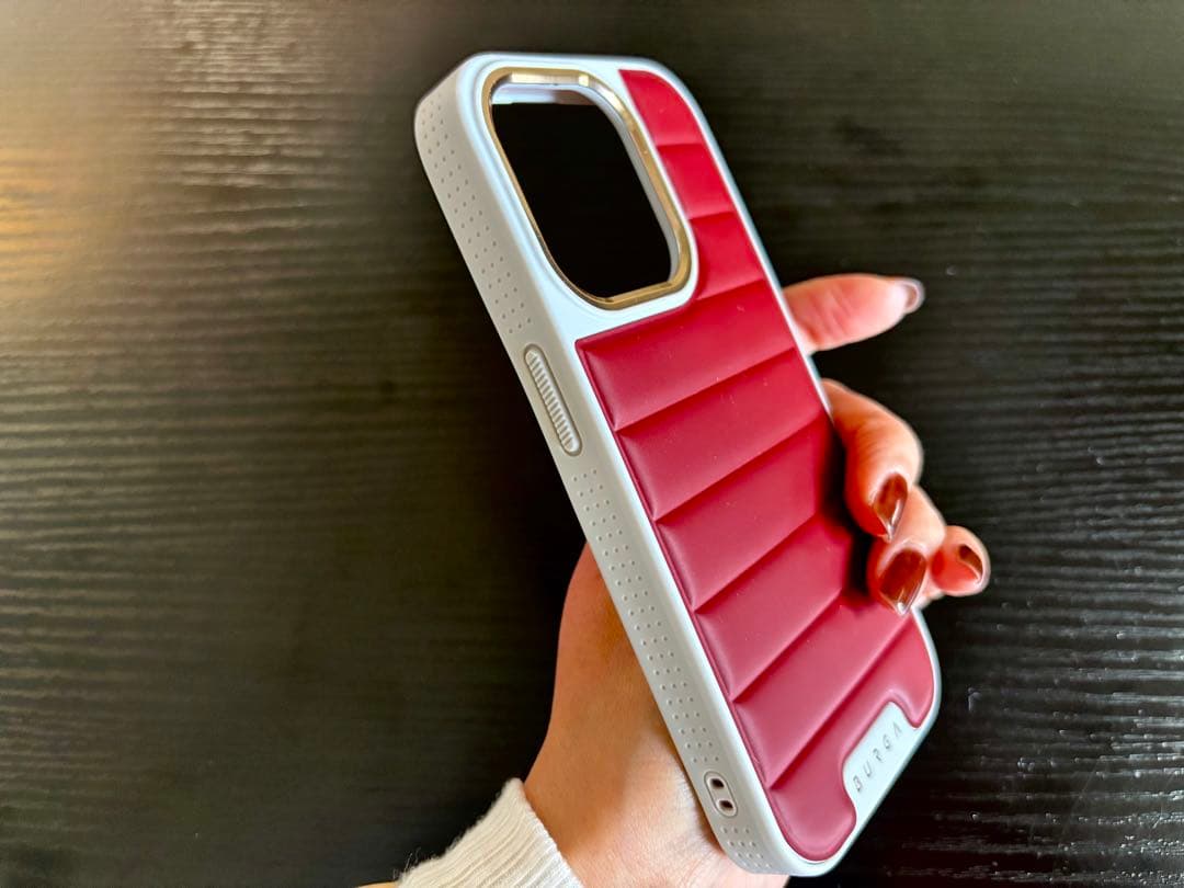 新品・未使用　BURGA iPhone15Proケース