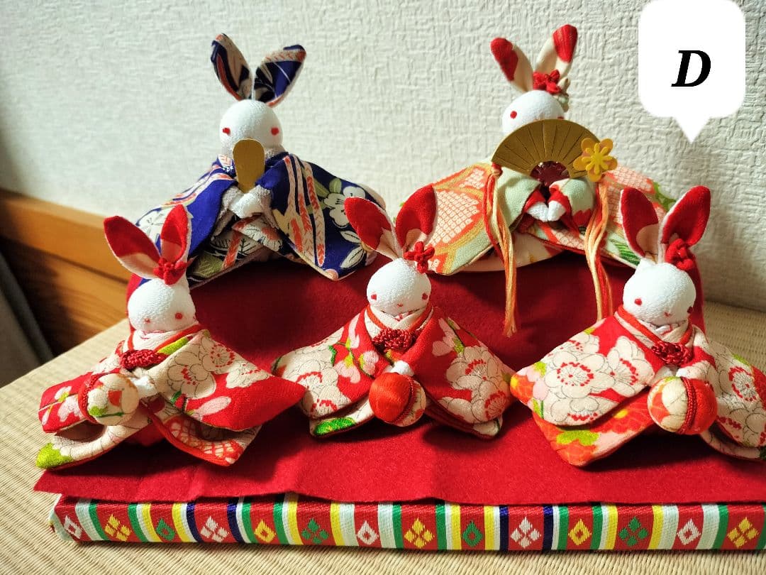 ひとぼぼページ！うさぎのお雛様三人官女！？付きで！ちりめん細工
